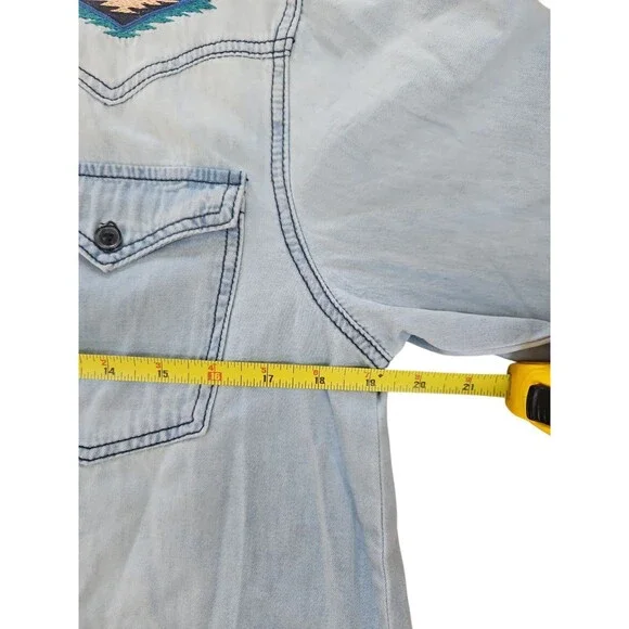 Fashion Express Button Up Denim Shirt With Embroidered Indian Chief Size M - Picture 9 of 12
